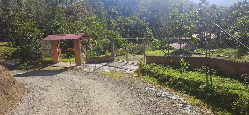 Casa Campestre En Venta - Los Medios, Ginebra