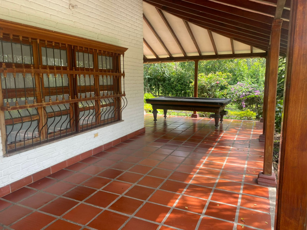 Finca En Venta - Corregimiento De Santa Elena Vereda La Novillera, El Cerrito