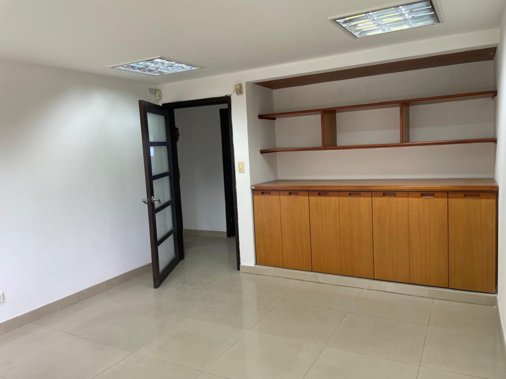 Casa En Venta - El Bosque, Cali