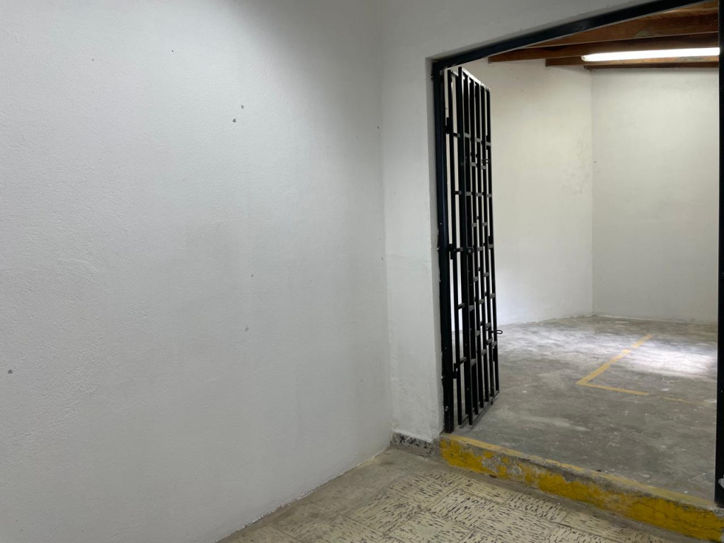 Casa En Venta - El Bosque, Cali