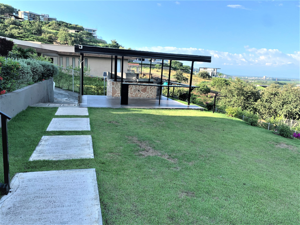 Casa En Venta - Parcelación Campestre Laguna Seca, Yumbo