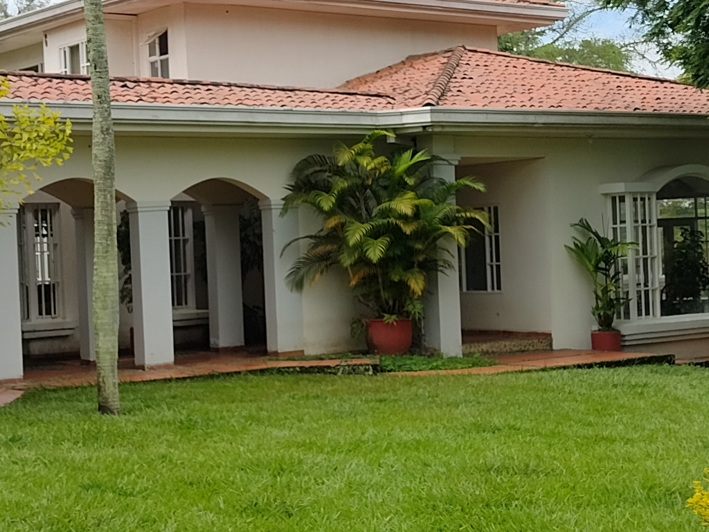 Casa Campestre En Venta - Pance, Cali
