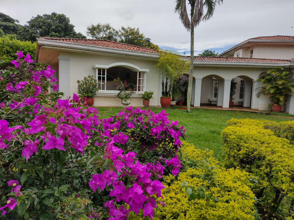 Casa Campestre En Venta - Pance, Cali
