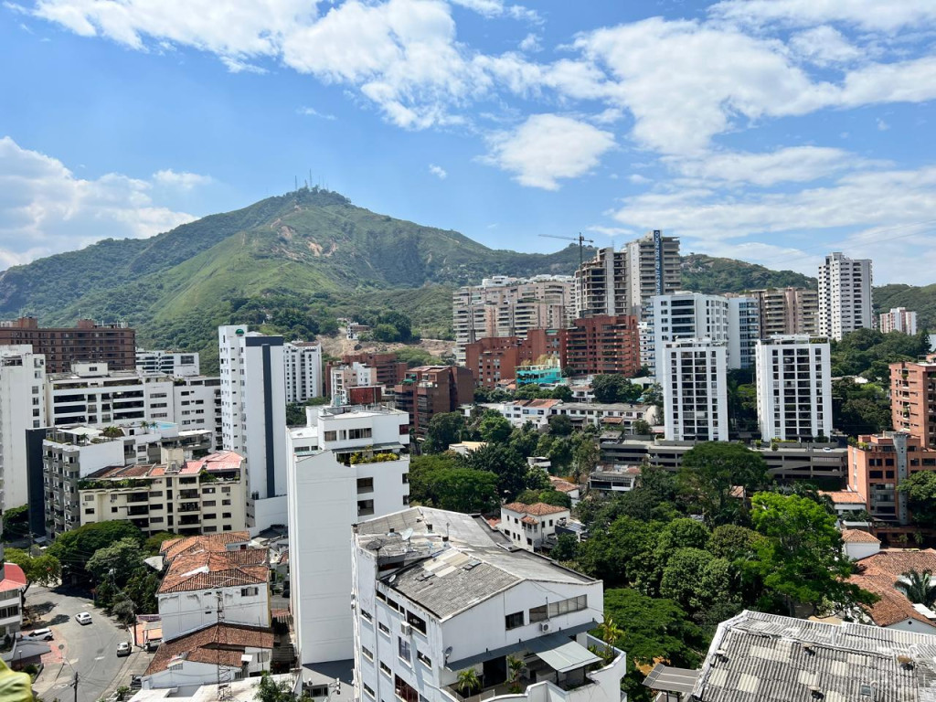 Apartamento En Venta - Santa Teresita, Cali