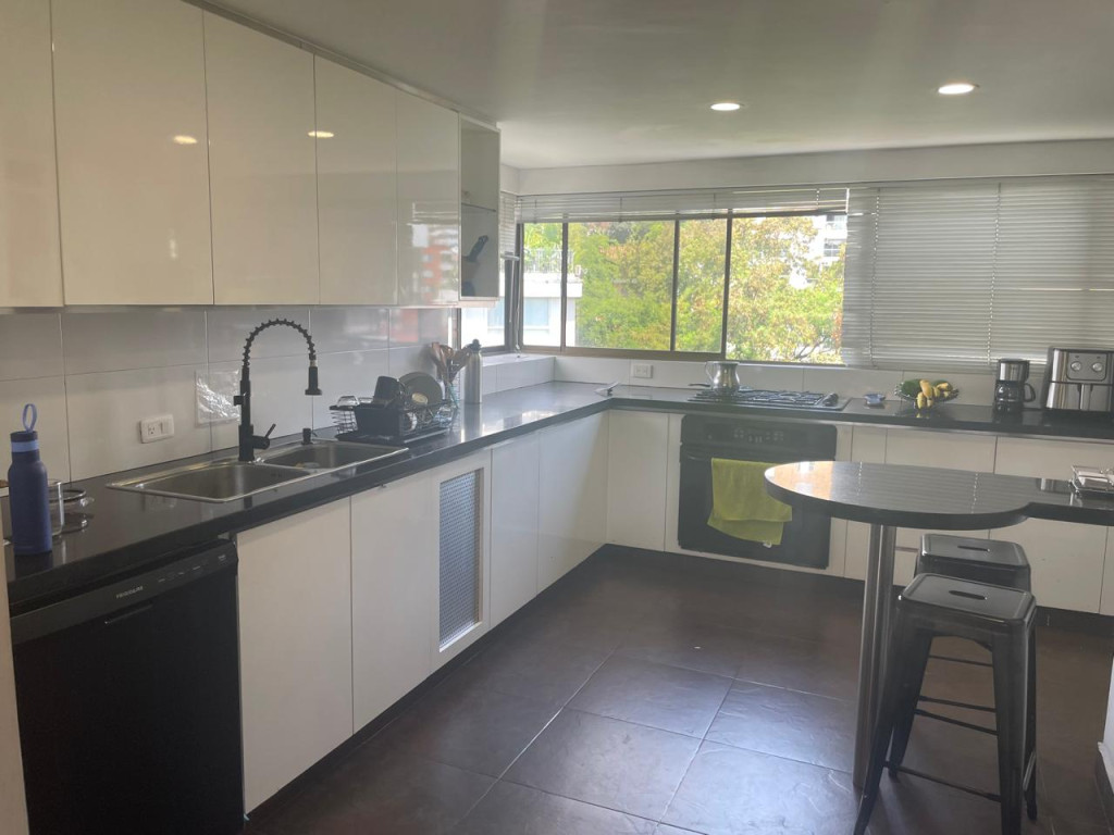 Apartamento En Venta - Santa Teresita, Cali