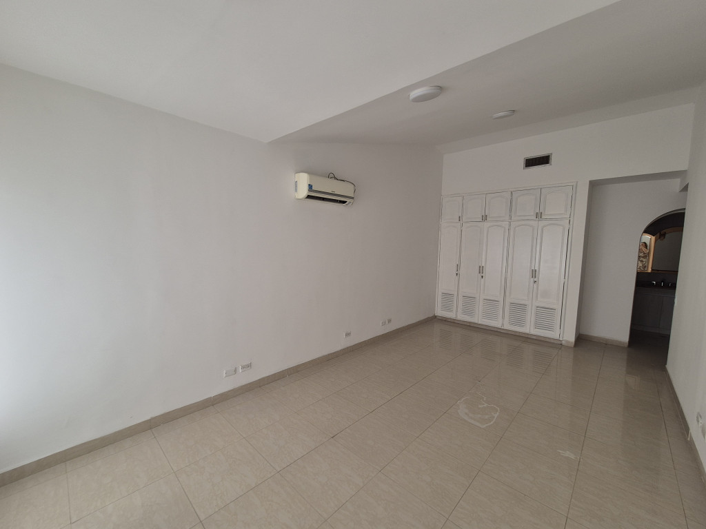 Casa En Venta - Ciudad Jardín, Cali