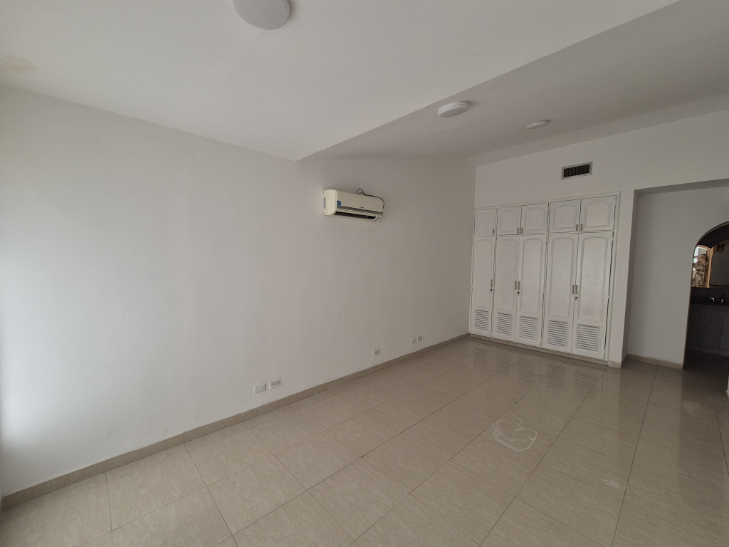 Casa En Venta - Ciudad Jardín, Cali