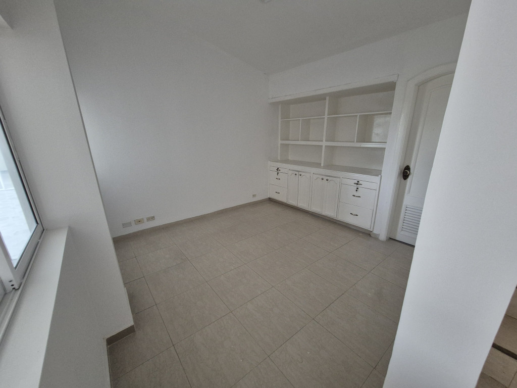 Casa En Venta - Ciudad Jardín, Cali