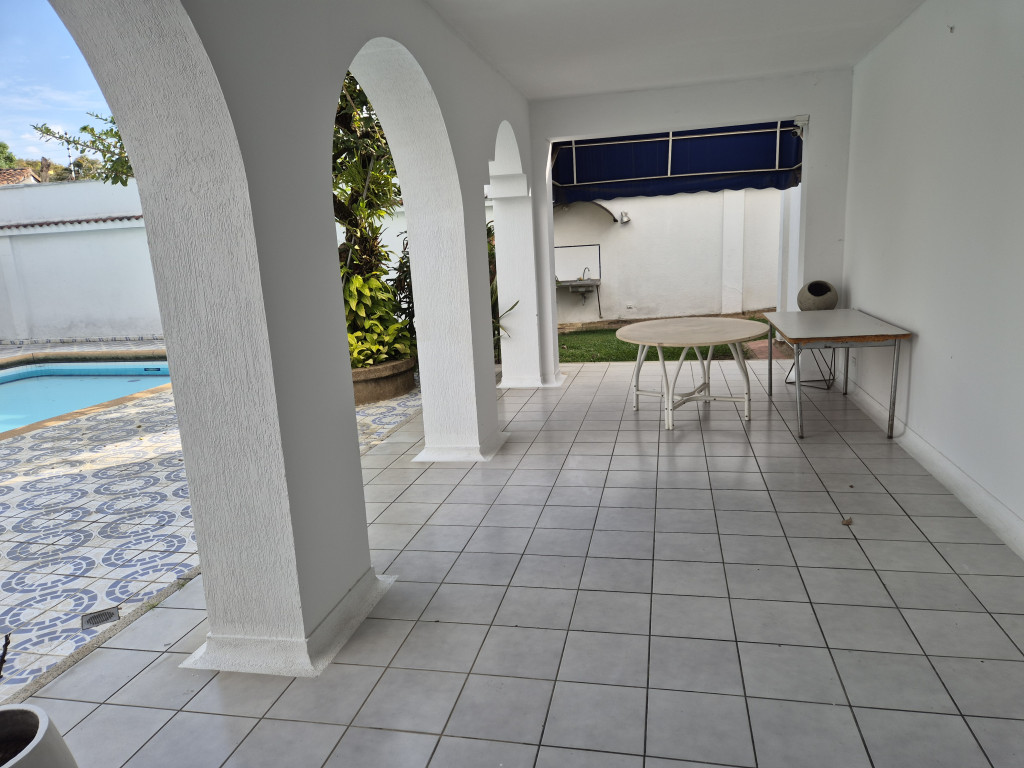 Casa En Venta - Ciudad Jardín, Cali