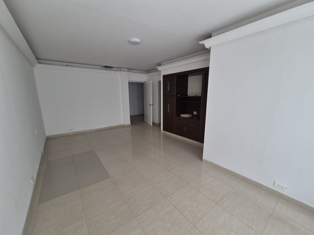 Casa En Venta - Ciudad Jardín, Cali