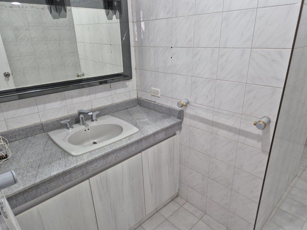 Casa En Venta - Ciudad Jardín, Cali