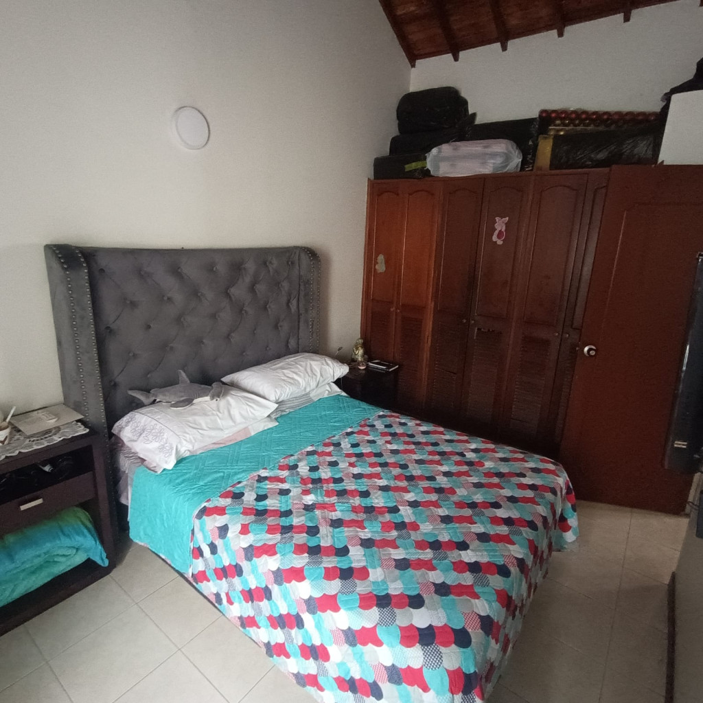 Casa En Venta - Urbanización La Flora, Cali