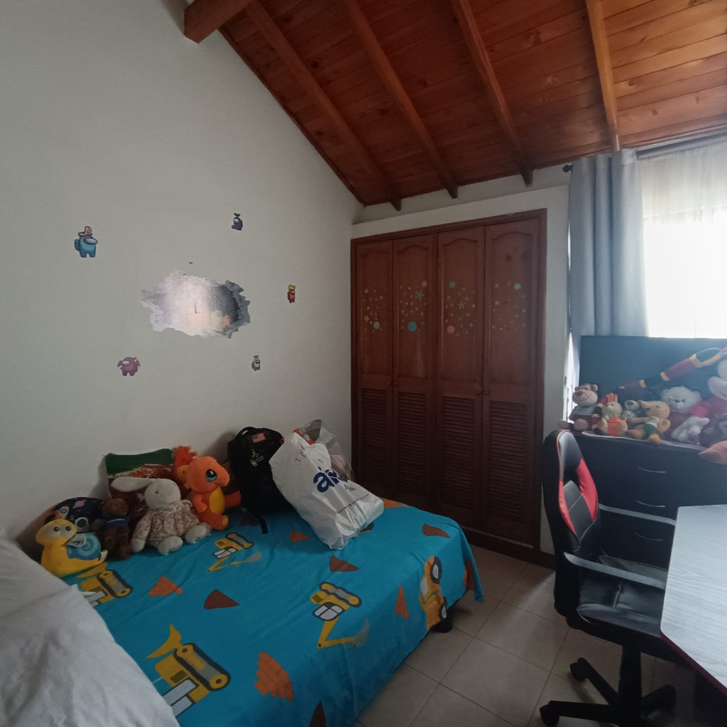 Casa En Venta - Urbanización La Flora, Cali