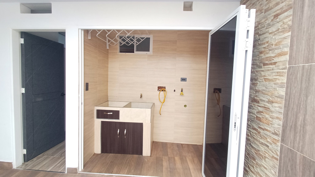 Casa En Venta - El Recreo, Palmira