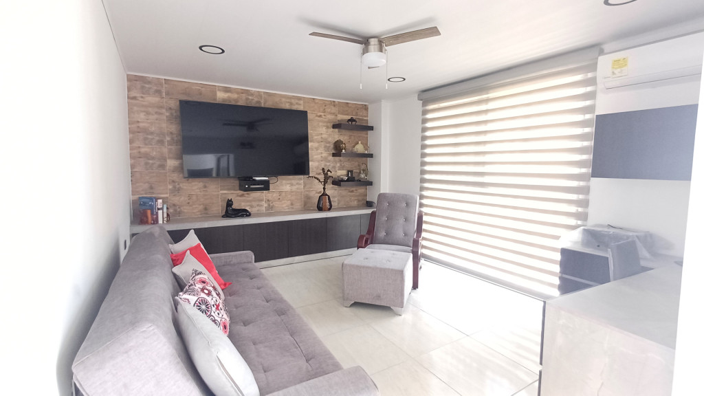 Casa En Venta - El Recreo, Palmira