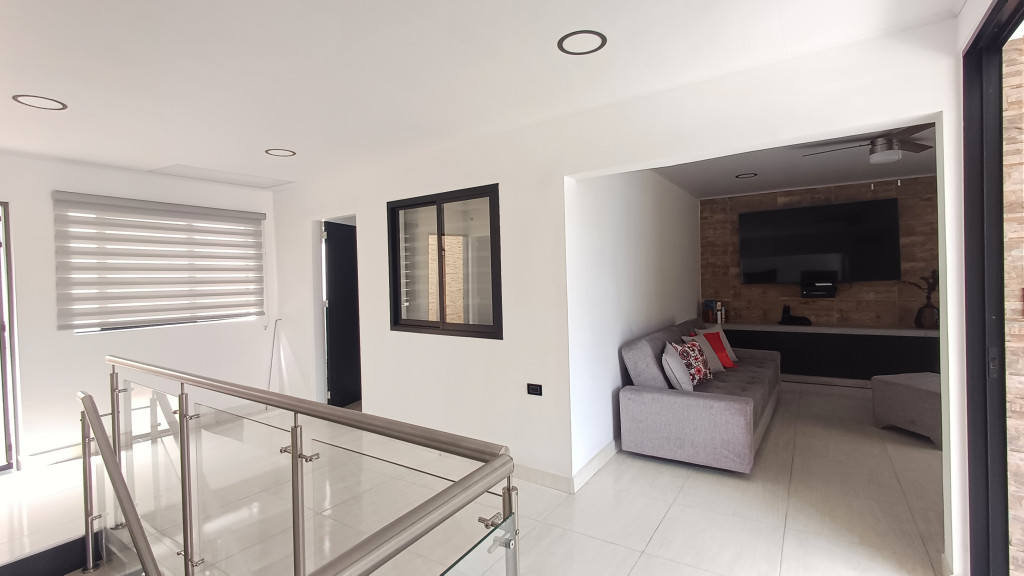 Casa En Venta - El Recreo, Palmira