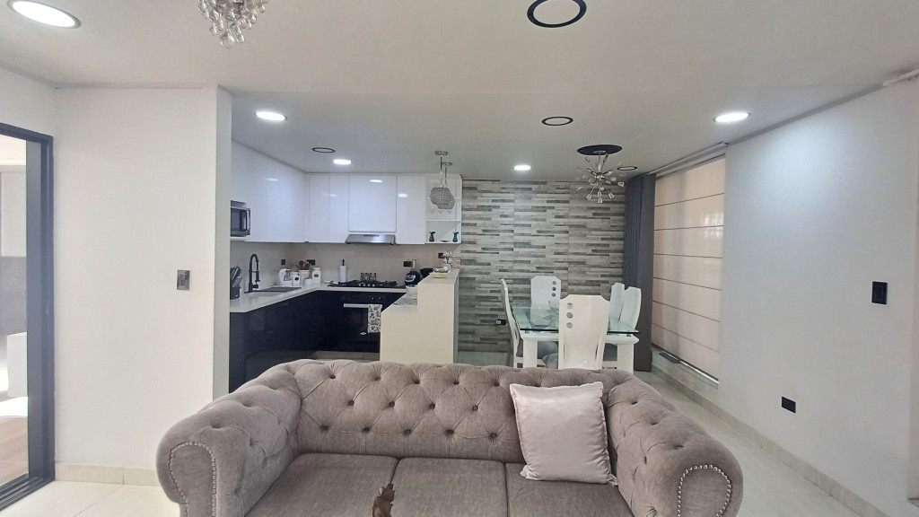 Casa En Venta - El Recreo, Palmira