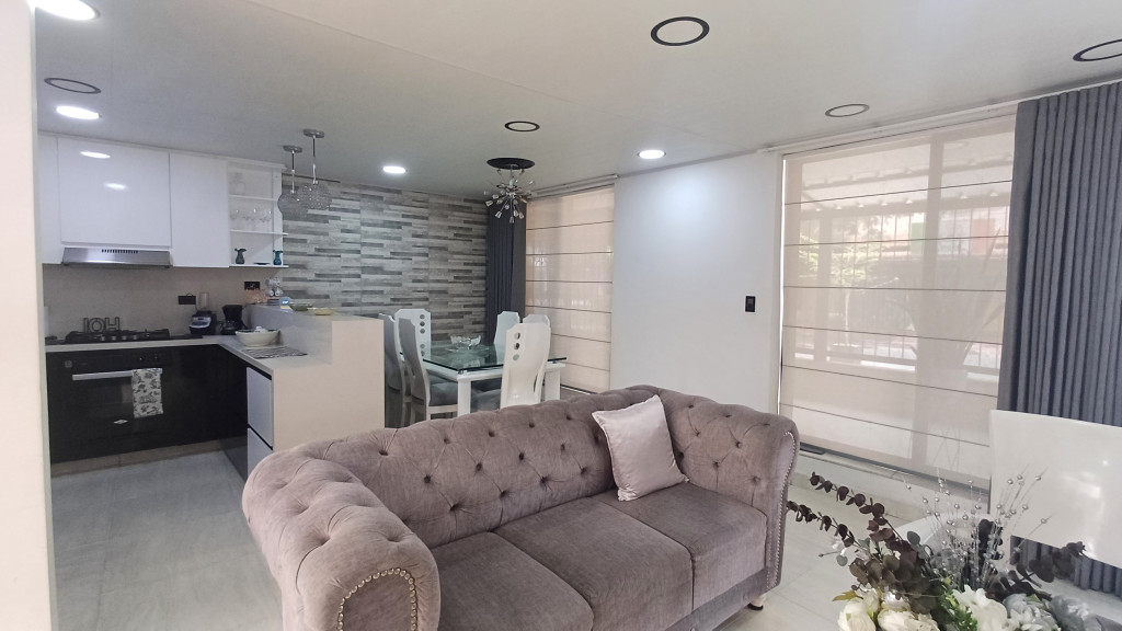 Casa En Venta - El Recreo, Palmira