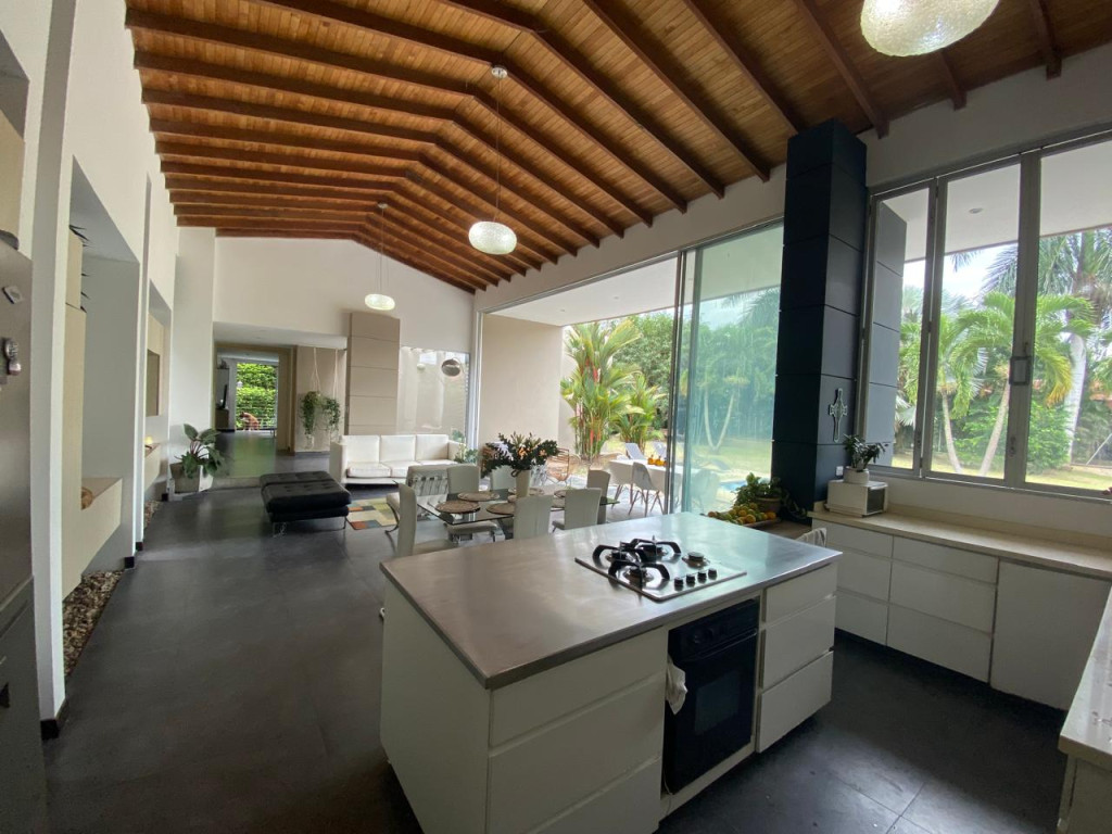 Casa Campestre En Venta - San Antonio, Bugalagrande