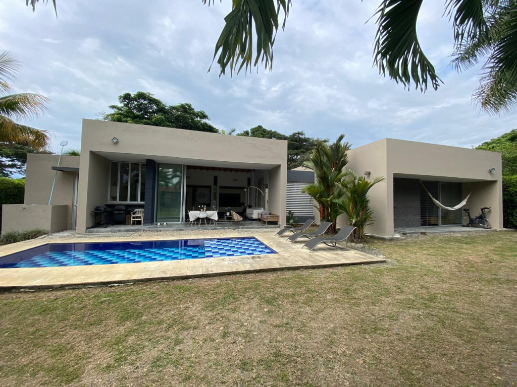 Casa Campestre En Venta - San Antonio, Bugalagrande