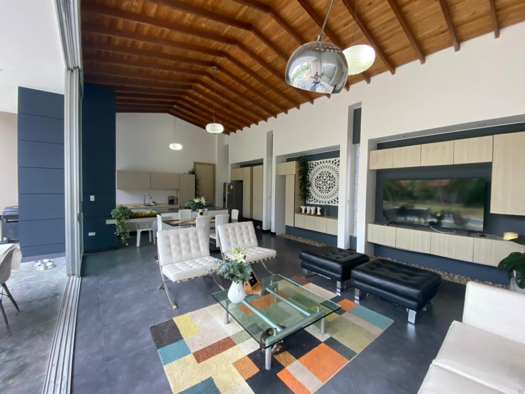 Casa Campestre En Venta - San Antonio, Bugalagrande