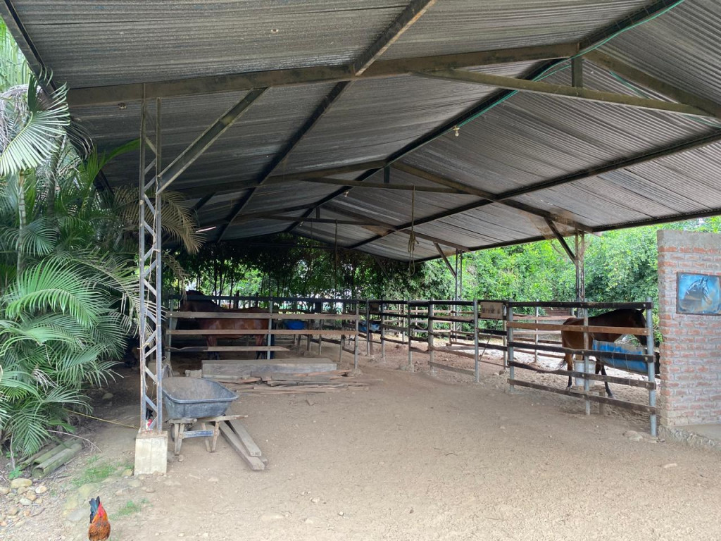 Casa Campestre En Venta - San Antonio, Bugalagrande