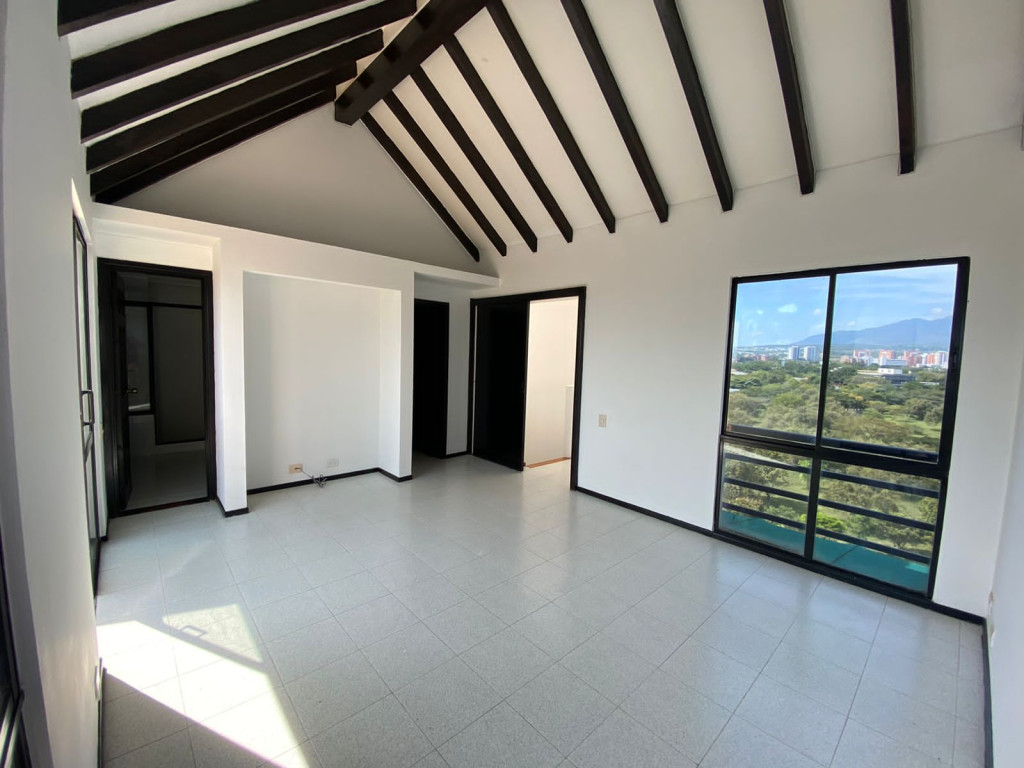 Apartamento En Venta - El Ingenio, Cali