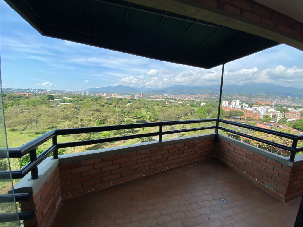 Apartamento En Venta - El Ingenio, Cali