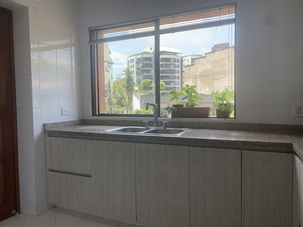 Apartamento En Venta - Santa Rita, Cali