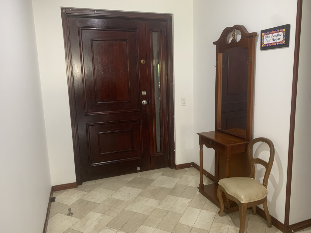 Apartamento En Venta - Santa Rita, Cali
