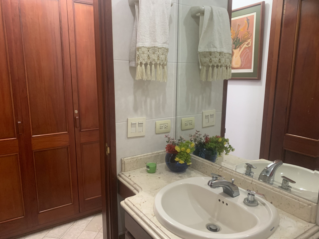 Apartamento En Venta - Santa Rita, Cali
