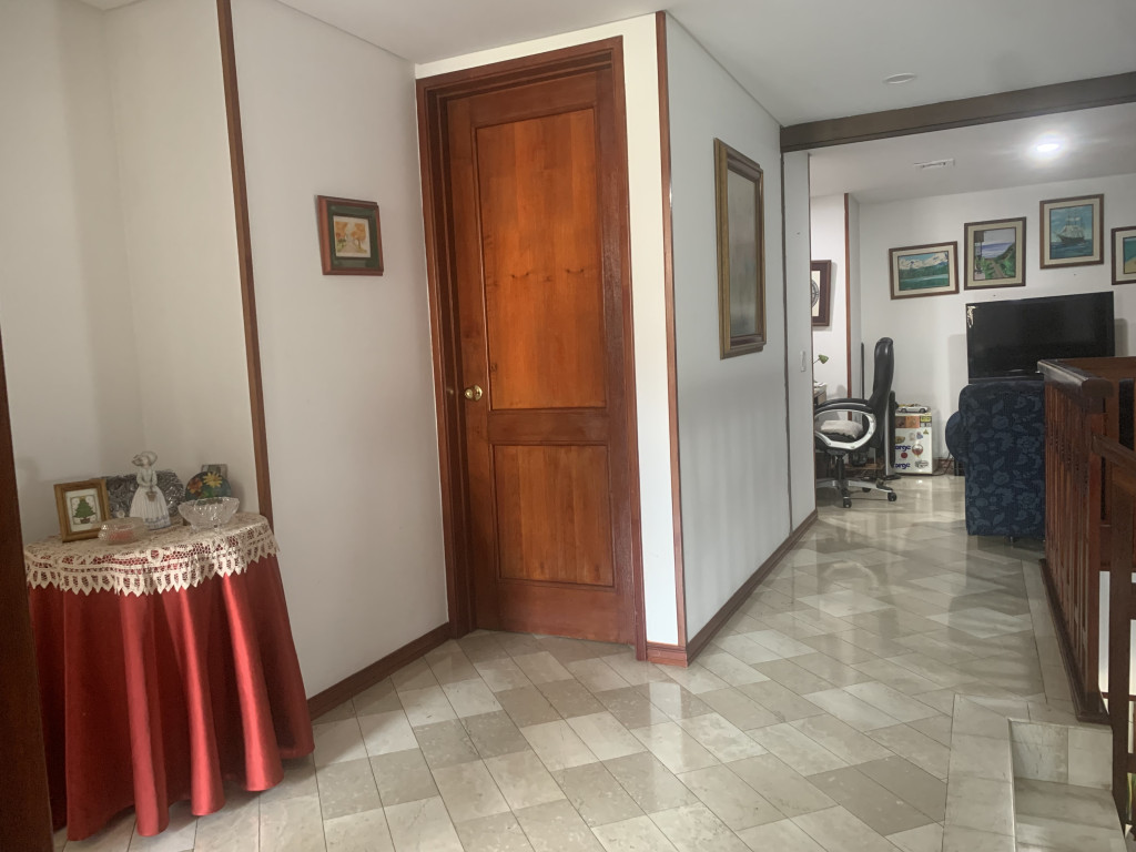 Apartamento En Venta - Santa Rita, Cali