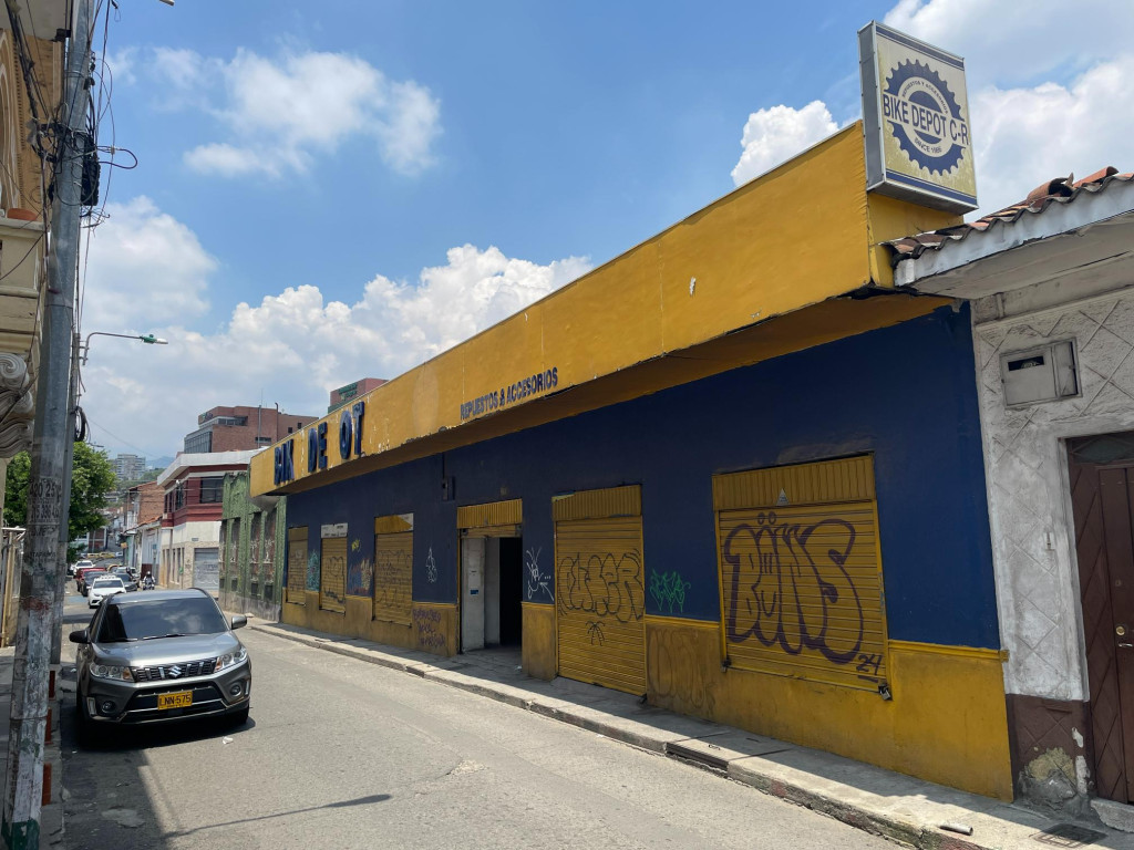 Local En Arriendo/Venta - A Una Cuadra De La Notaria 14 Centro De Cali, Cali