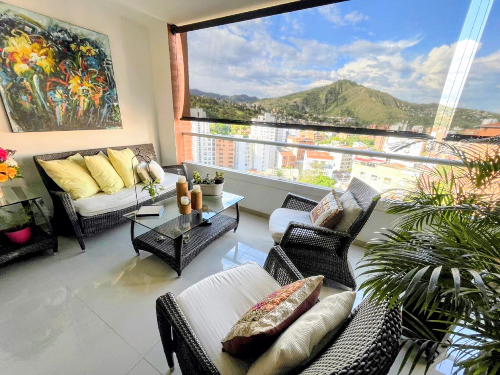 Apartamento En Venta - Santa Teresita, Cali