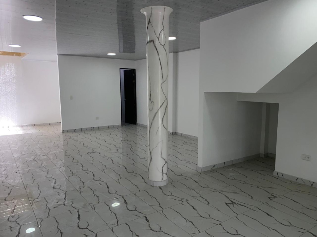 Local En Arriendo - Ciudad 2000, Cali