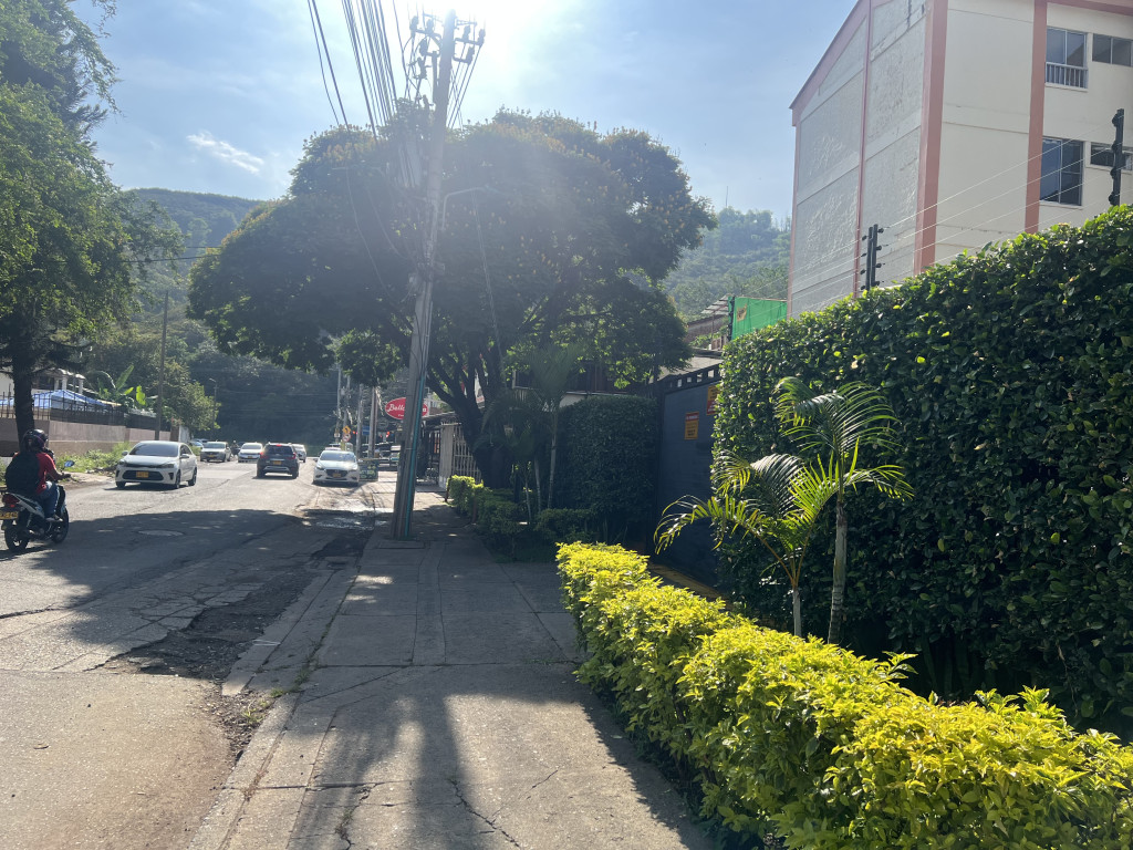 Casa En Venta - Bella Suiza Alta, Cali