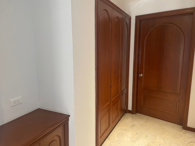 Apartamento En Venta - Santa Teresita, Cali
