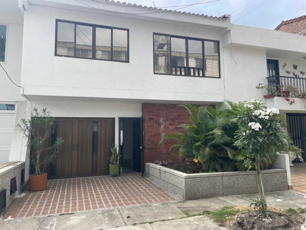 Casa En Arriendo - Urbanización La Flora, Cali