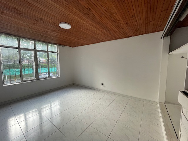 Casa En Venta - Cuarto De Legua - Guadalupe, Cali