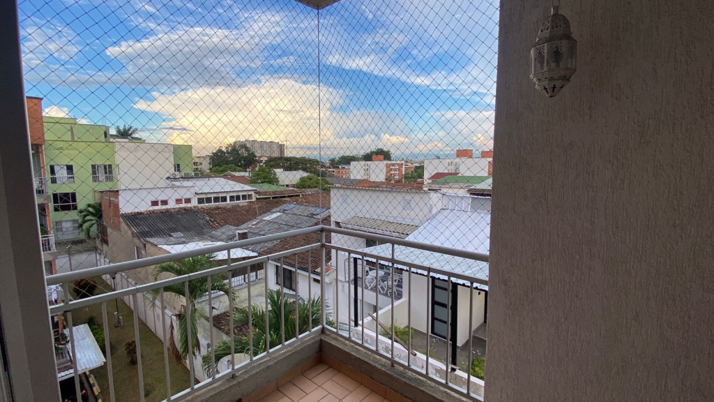 Apartamento En Venta - Primero De Mayo, Cali