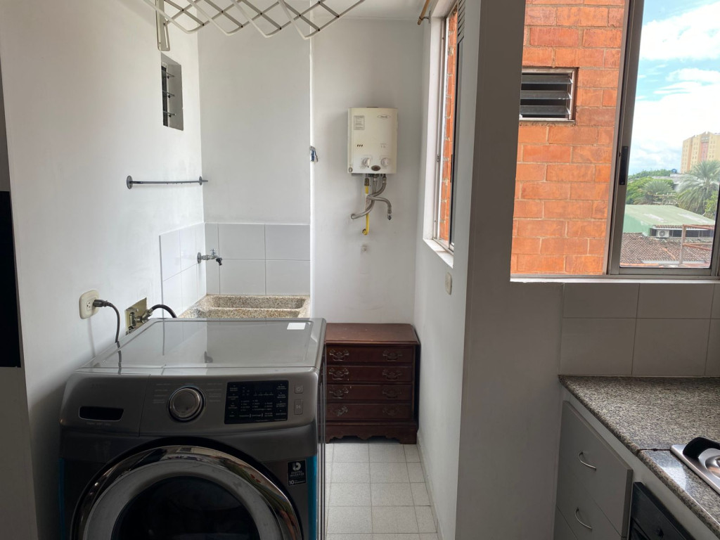 Apartamento En Venta - Primero De Mayo, Cali