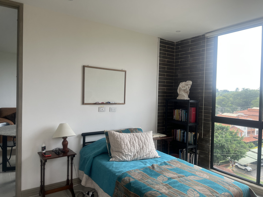 Apartaestudio En Arriendo - Ciudad Jardín, Cali