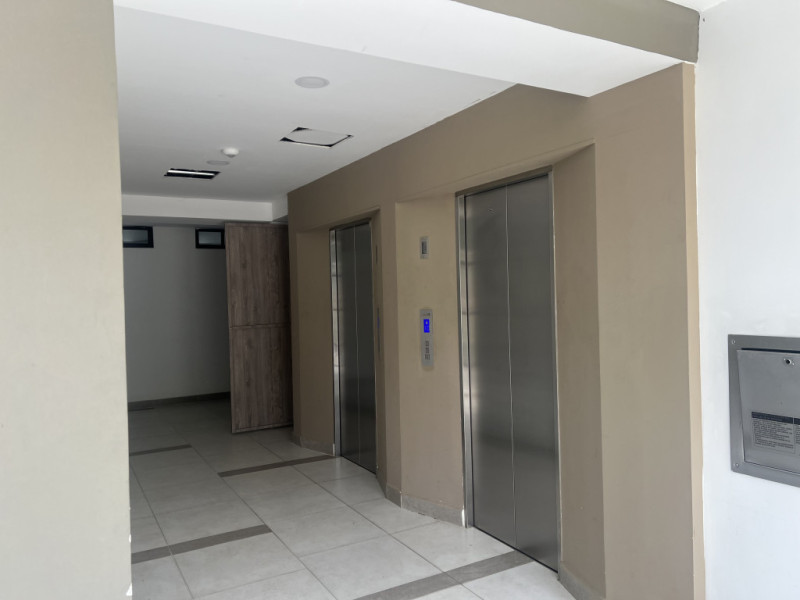 Apartaestudio En Arriendo - Ciudad Jardín, Cali