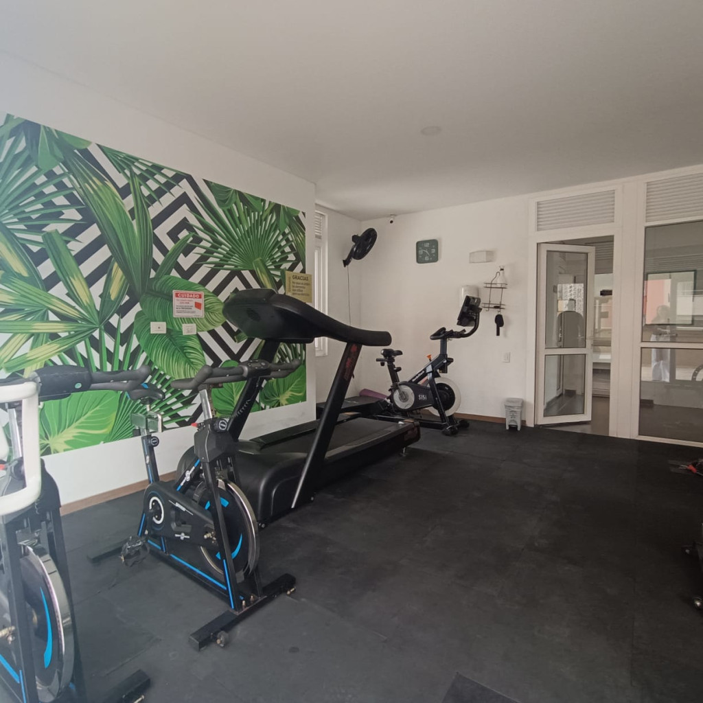 Apartamento En Venta - Urbanización La Flora, Cali