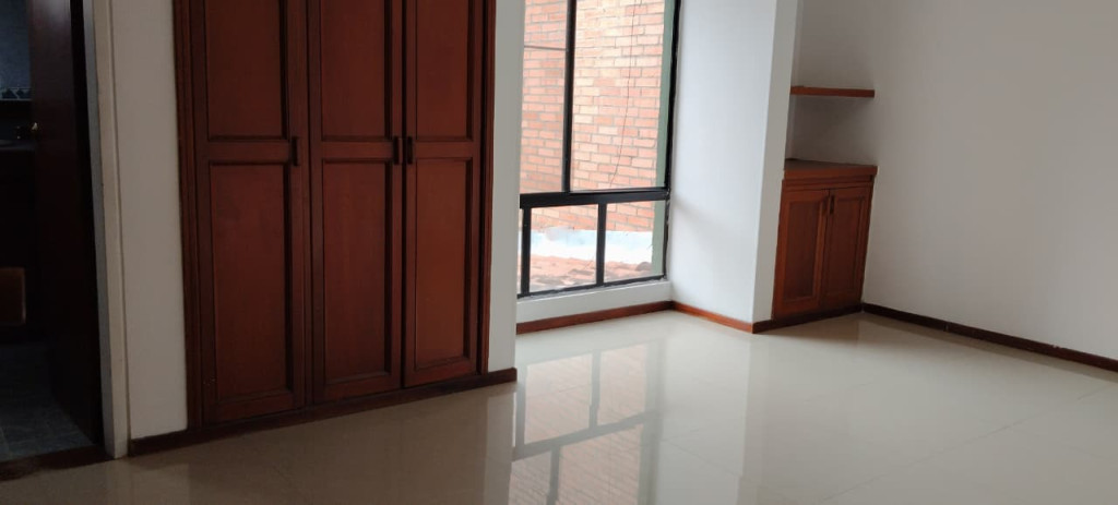 Casa En Venta - Urbanización San Joaquin, Cali