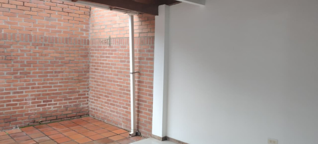 Casa En Arriendo/Venta - Urbanización San Joaquin, Cali