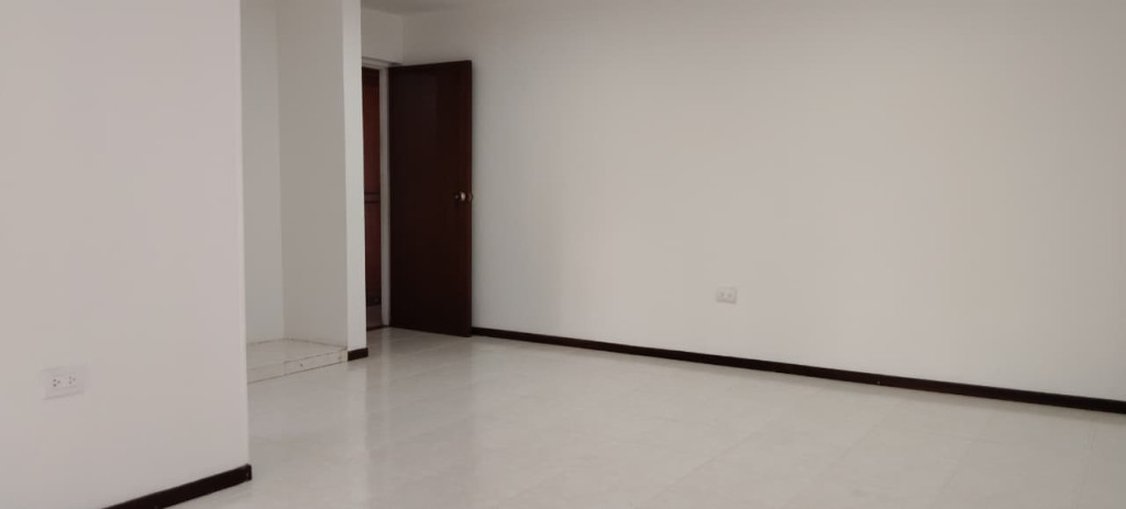 Casa En Venta - Urbanización San Joaquin, Cali