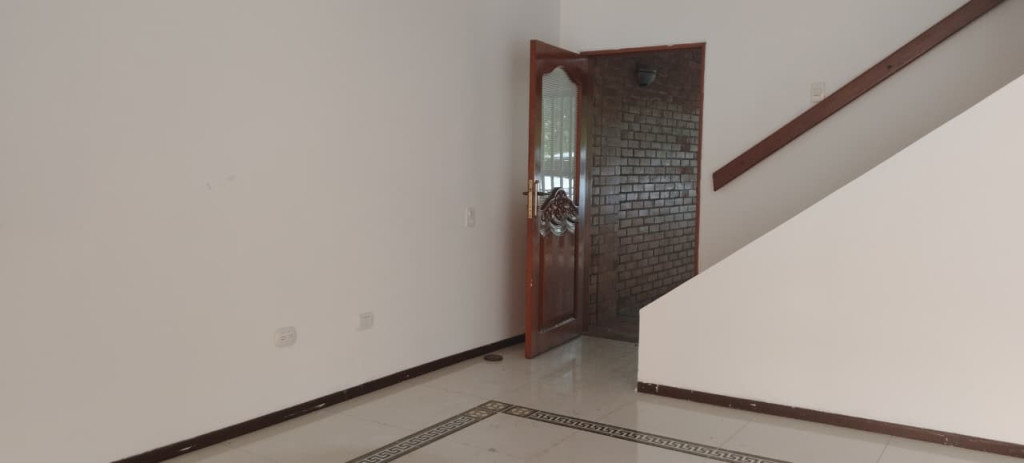 Casa En Venta - Urbanización San Joaquin, Cali