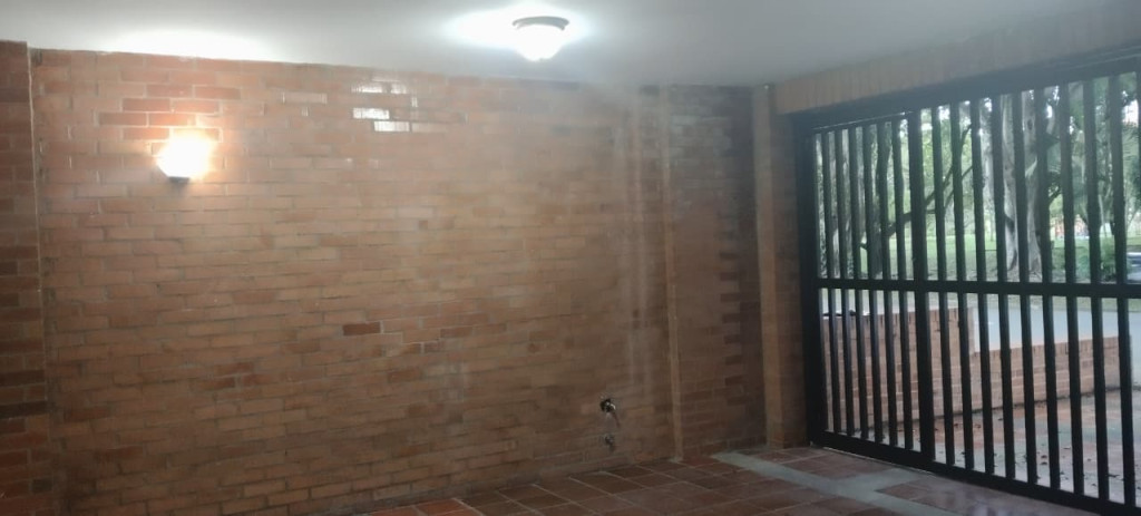 Casa En Arriendo/Venta - Urbanización San Joaquin, Cali