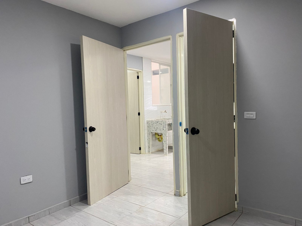 Apartamento En Arriendo - Ciudad 2000, Cali